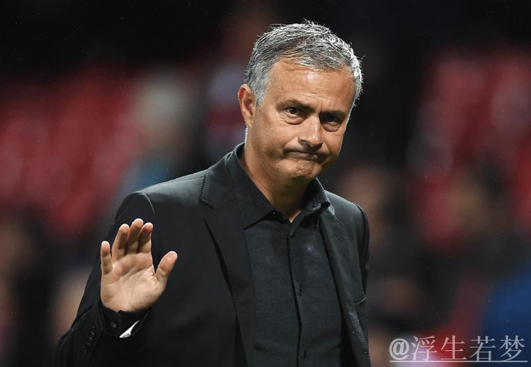5-2挺进16强！62岁穆帅72天不败创历史，31次晋级横扫欧洲